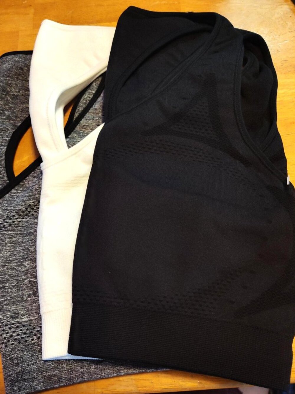 Set of 3 new Hanes sport bras SHIPS FREE